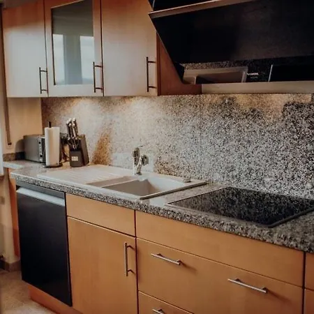 Grosszuegiges Fuer 12 Neu Renoviert Casa de Férias