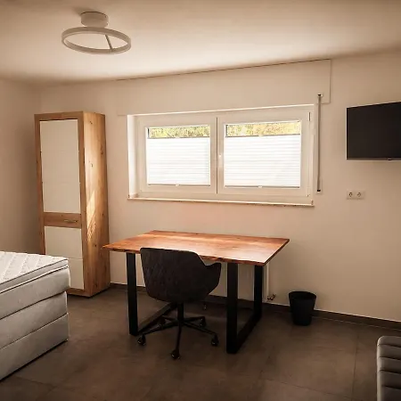 Grosszuegiges Fuer 12 Neu Renoviert Casa de Férias *