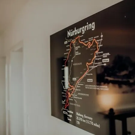 Grosszuegiges Fuer 12 Neu Renoviert * Kirchwald